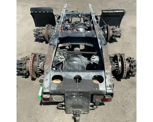 KENWORTH AG400L Cutoff Tandem Axle