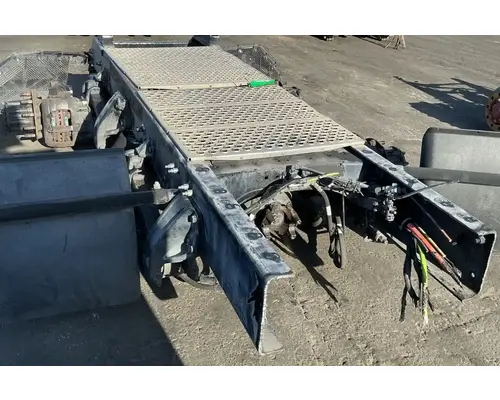 KENWORTH AG400L Cutoff Tandem Axle