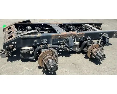 KENWORTH AG400L Cutoff Tandem Axle