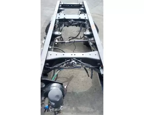 KENWORTH AG400L Cutoff Tandem Axle