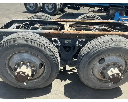 KENWORTH AG400L Tandem Cutoffs