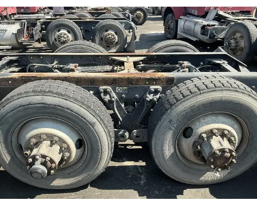 KENWORTH AG400L Tandem Cutoffs