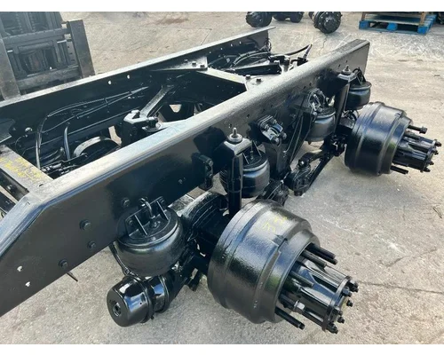 KENWORTH AIRGLIDE Cutoff Assembly (Complete With Axles)