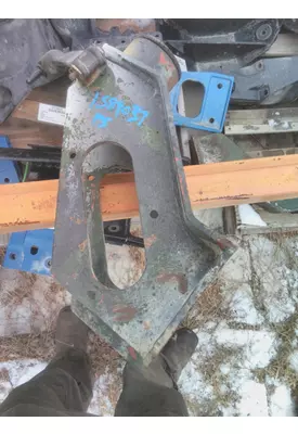 KENWORTH C500 CAB MOUNT,BRACKET