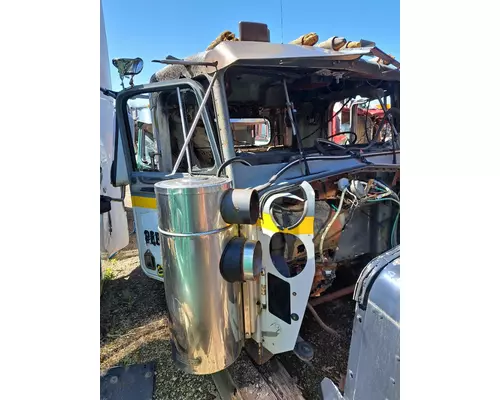 KENWORTH C500 Cab Mount