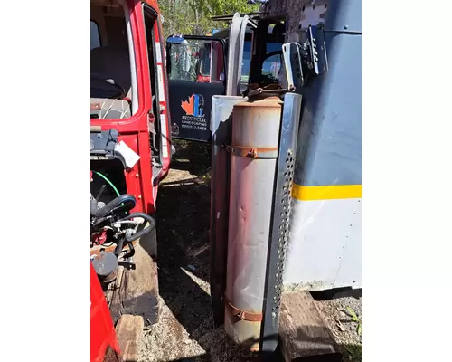 KENWORTH C500 Cab Mount