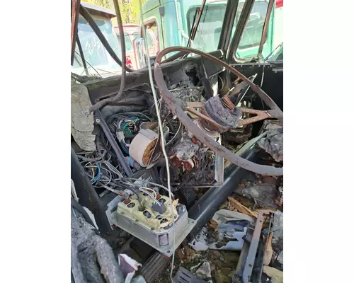 KENWORTH C500 Cab Mount
