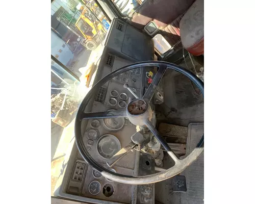 KENWORTH C500 Cab Mount