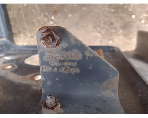 KENWORTH C500 Engine Mounts