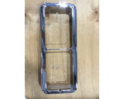 KENWORTH C500 HEADLAMP BEZEL
