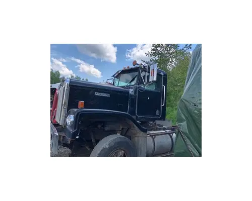 KENWORTH C520 Cab