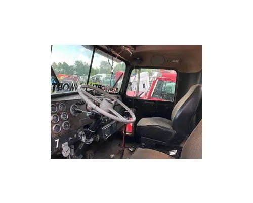 KENWORTH C520 Cab