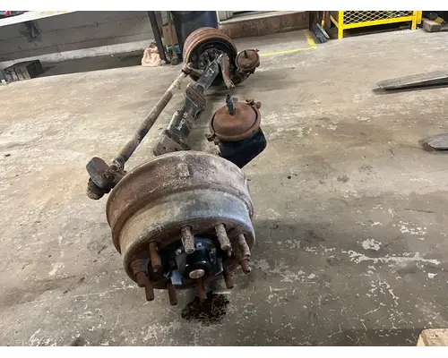 KENWORTH EATON / SPICER Axle Assembly, Front (Steer)