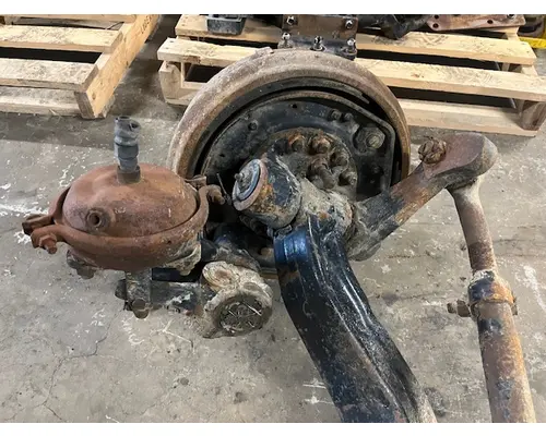 KENWORTH EATON / SPICER Axle Assembly, Front (Steer)