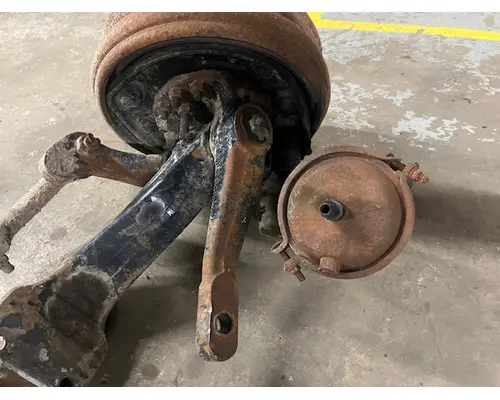 KENWORTH EATON / SPICER Axle Assembly, Front (Steer)