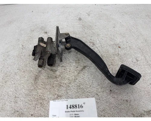 KENWORTH G90-1174-101111210 Brake Pedal Assembly
