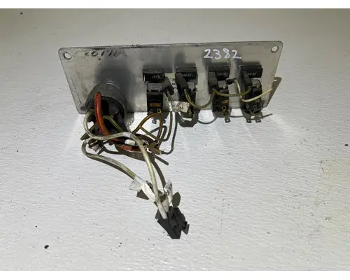 KENWORTH K176-8474 Switch Panel
