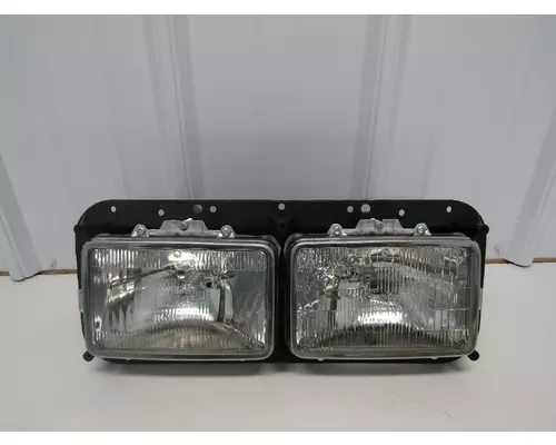 KENWORTH K256-880-4 Headlamp Assembly OEM# K2568804 in OWENSBORO, KY ...