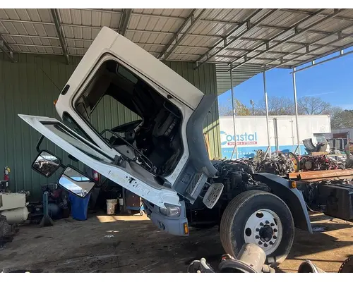 KENWORTH K270/K370 Bumper Assembly, Front