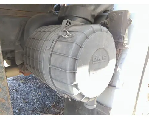 KENWORTH K270 AIR CLEANER