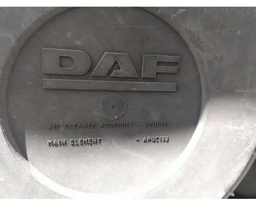 KENWORTH K270 AIR CLEANER