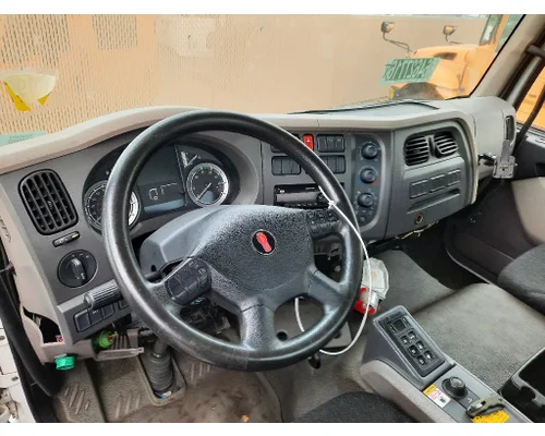 KENWORTH K270 CAB