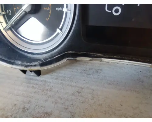 KENWORTH K270 GAUGE CLUSTER