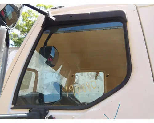 KENWORTH K270 GLASS, DOOR, FRONT