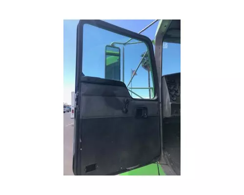 KENWORTH K300 Door Assembly, Front