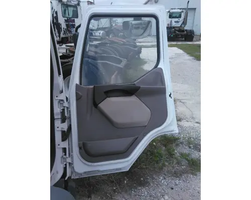 KENWORTH K370 2013-2026 DOOR ASSEMBLY, FRONT