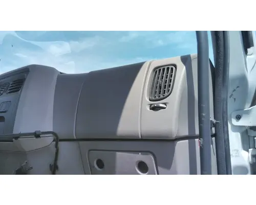 KENWORTH K370 CAB