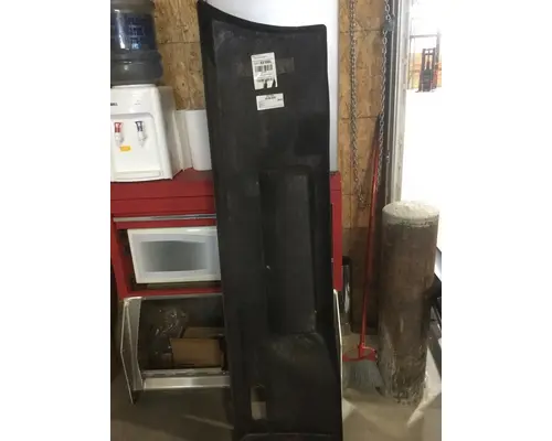 KENWORTH MISC BODY PARTS