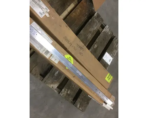 KENWORTH MISC DOOR-FRONT