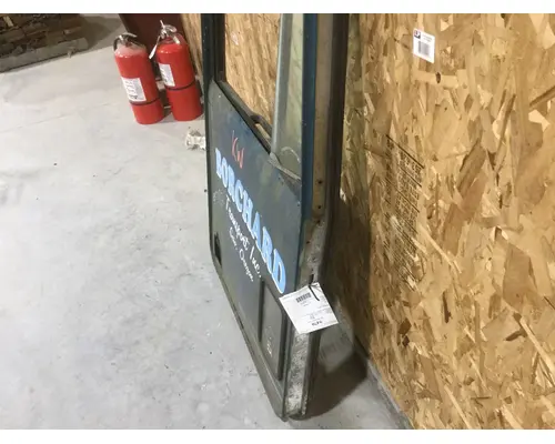 KENWORTH MISC DOOR-FRONT