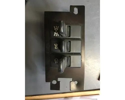 KENWORTH MISC INSTRUMENT CLUSTER