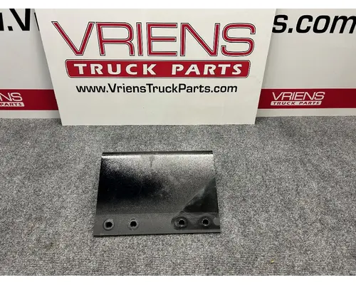 KENWORTH PACCAR / PETERBILT Brackets, Misc.
