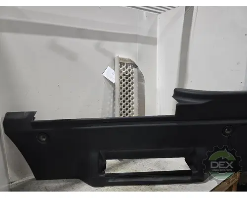 KENWORTH T 600 8275 foot step, cab mounted