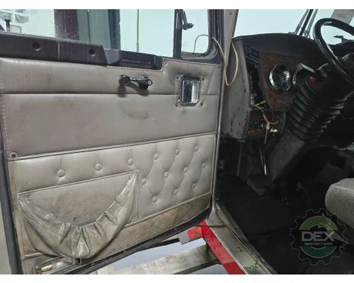 KENWORTH T 600 Cab