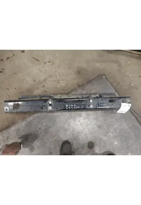 KENWORTH T-680 724 Crossmembers