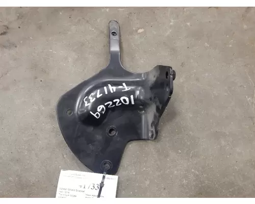 KENWORTH T-680 Bracket, Splash Shield