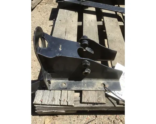 KENWORTH T-680 Cab Mount 119
