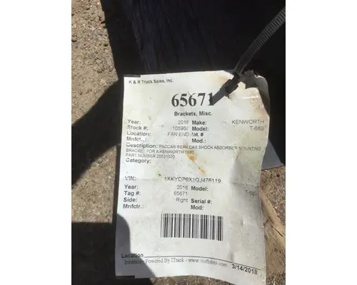 KENWORTH T-680 Cab Mount 119