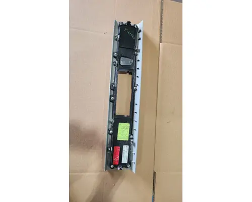 KENWORTH T-680 Console
