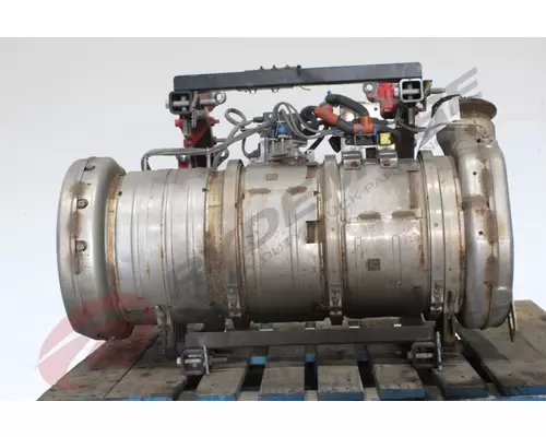 KENWORTH T-680 DPF (Diesel Particulate Filter)