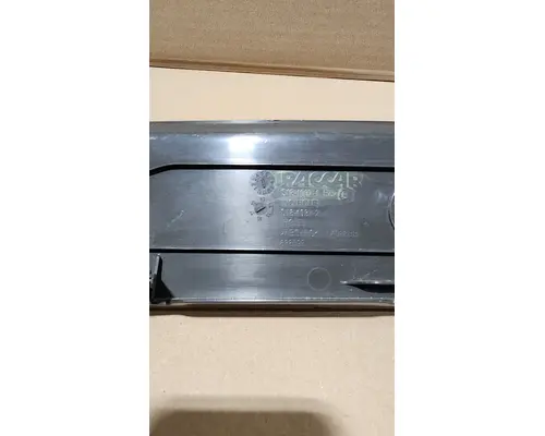 KENWORTH T-680 Dash  Console Switch