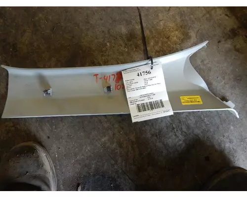 KENWORTH T-680 Door Panel (Trim)