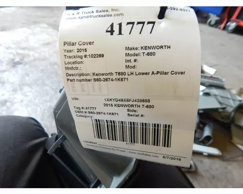 KENWORTH T-680 Door Panel (Trim)