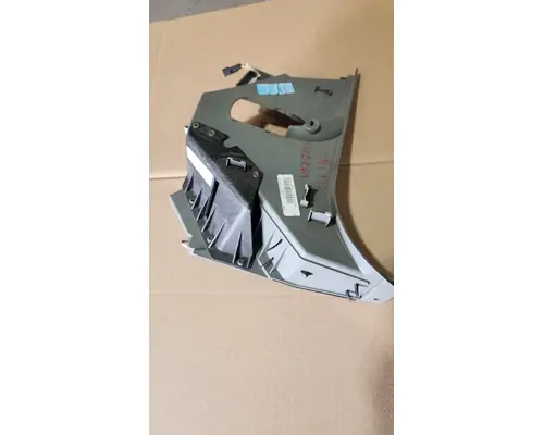 KENWORTH T-680 Door Panel (Trim)