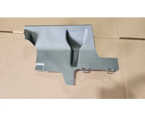 KENWORTH T-680 Door Panel (Trim)