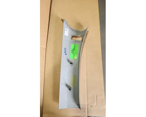KENWORTH T-680 Door Panel (Trim)